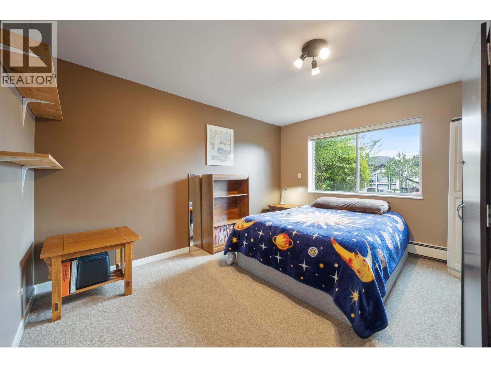 4 Bed, 3 Bath House for Sale in Burnaby – 4607 IRMIN STREET, Burnaby - Image 11