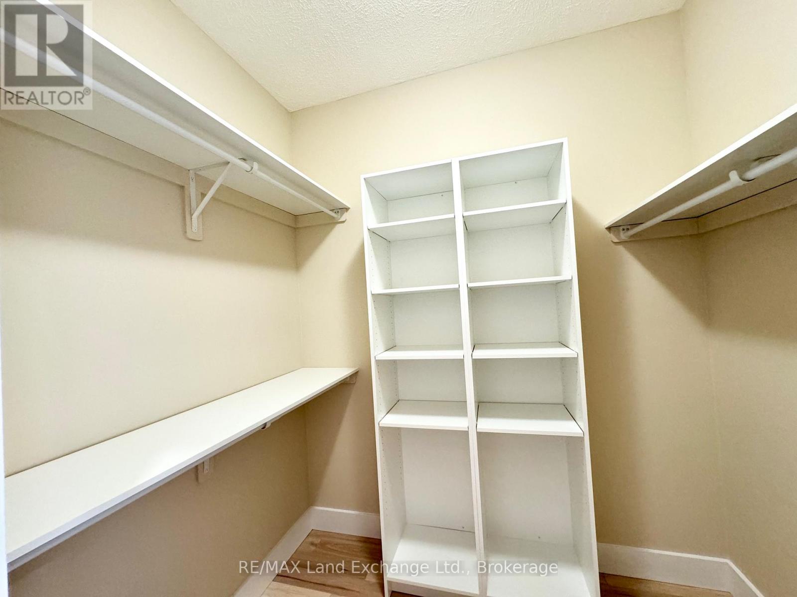 15 NYAH COURT - Image 8