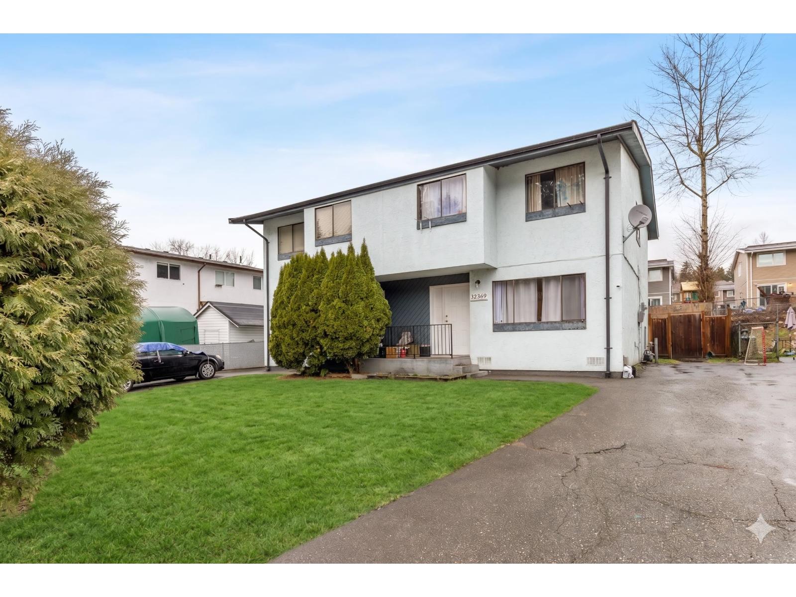 32369 GREBE CRESCENT