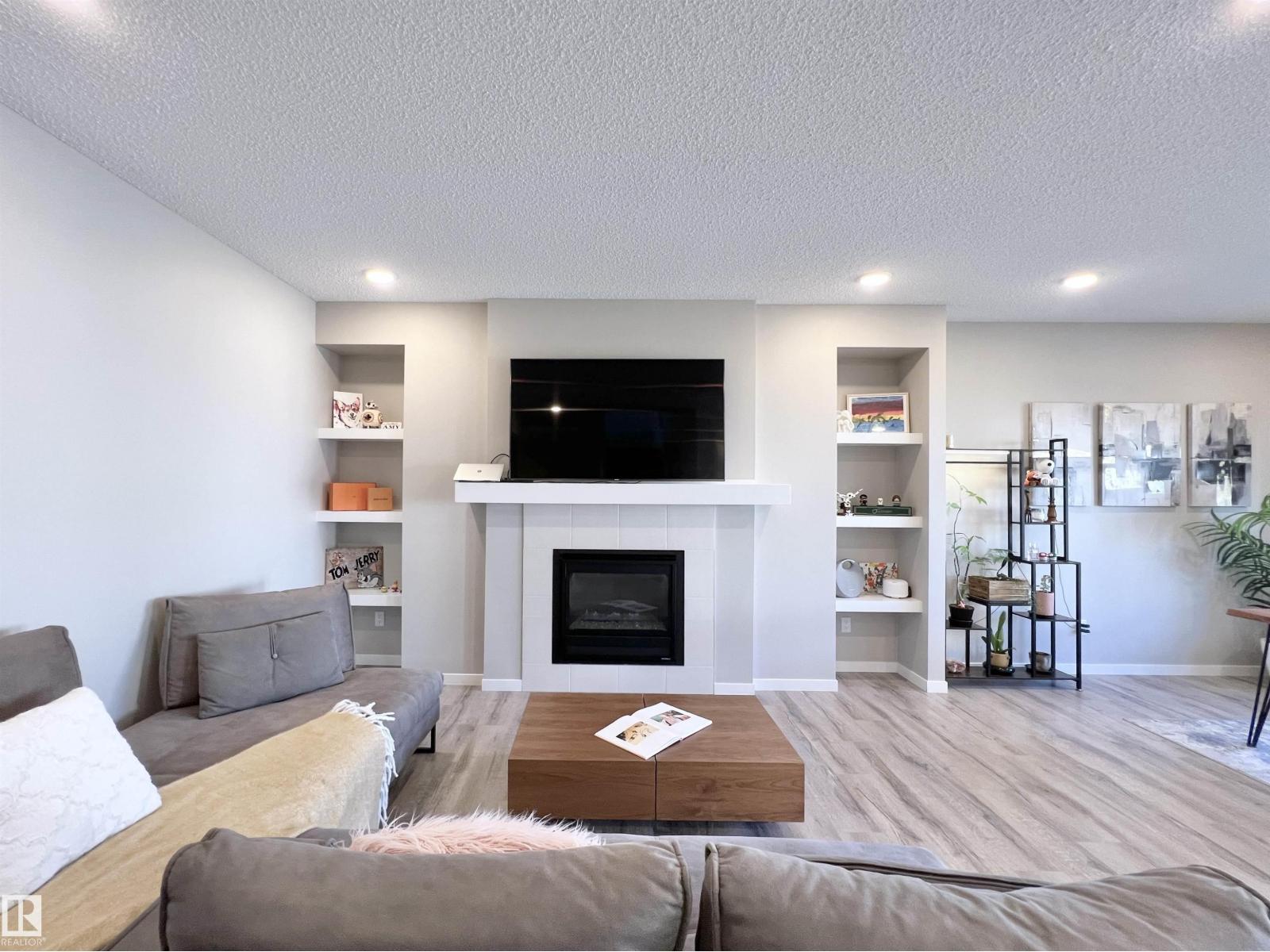 17828 9 AV SW, Edmonton