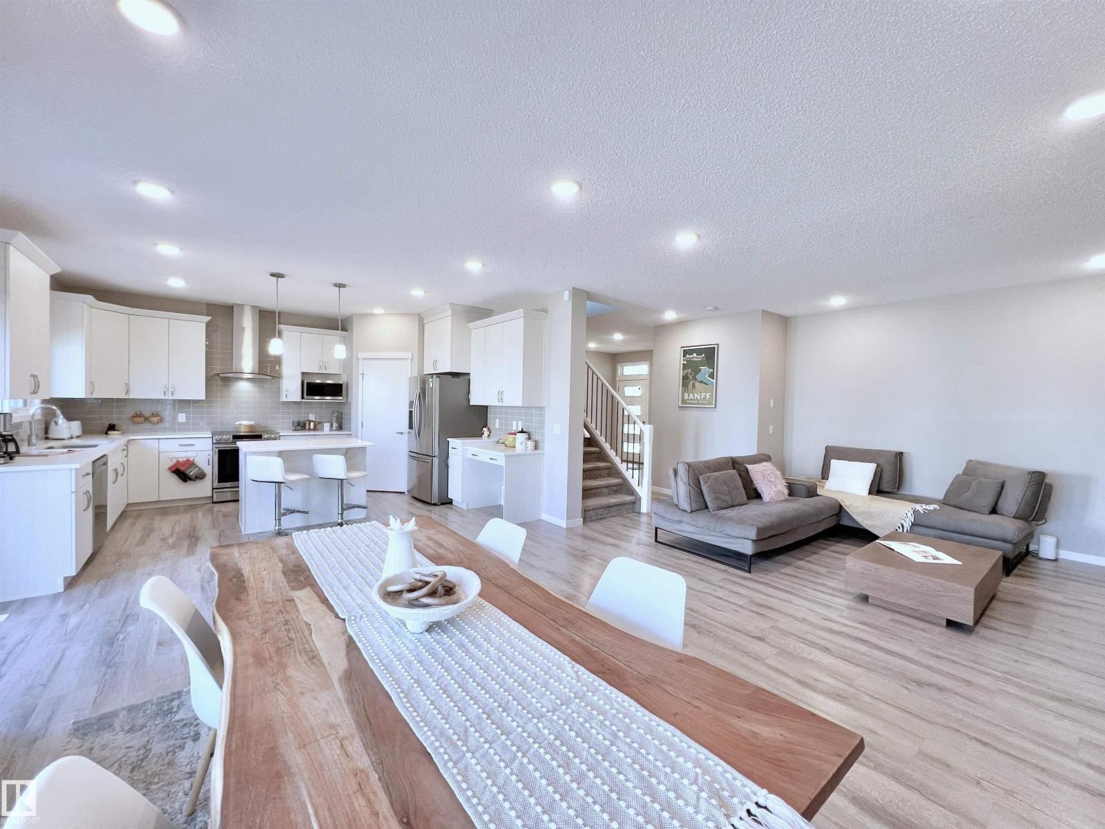 17828 9 AV SW, Edmonton