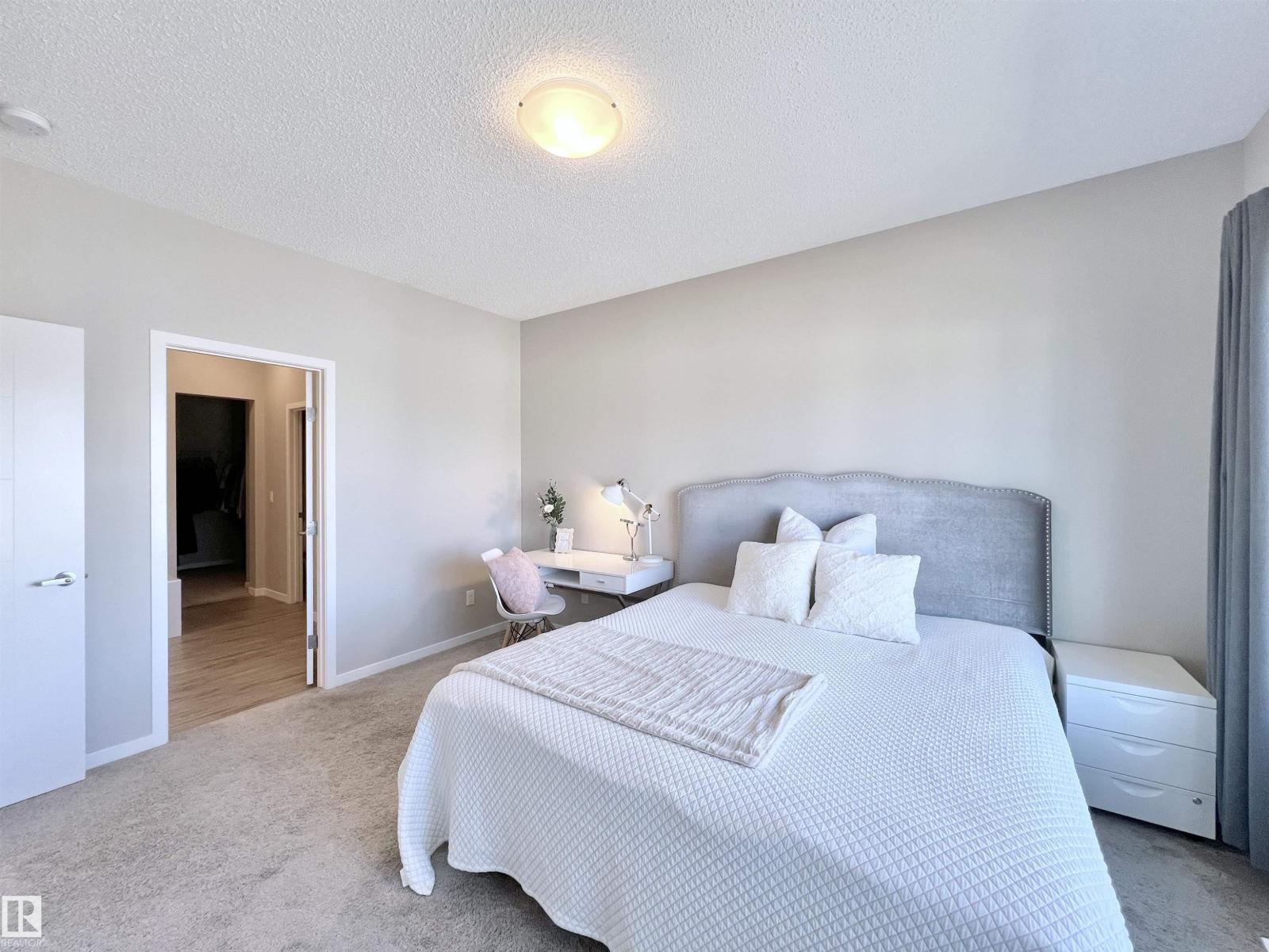 17828 9 AV SW, Edmonton