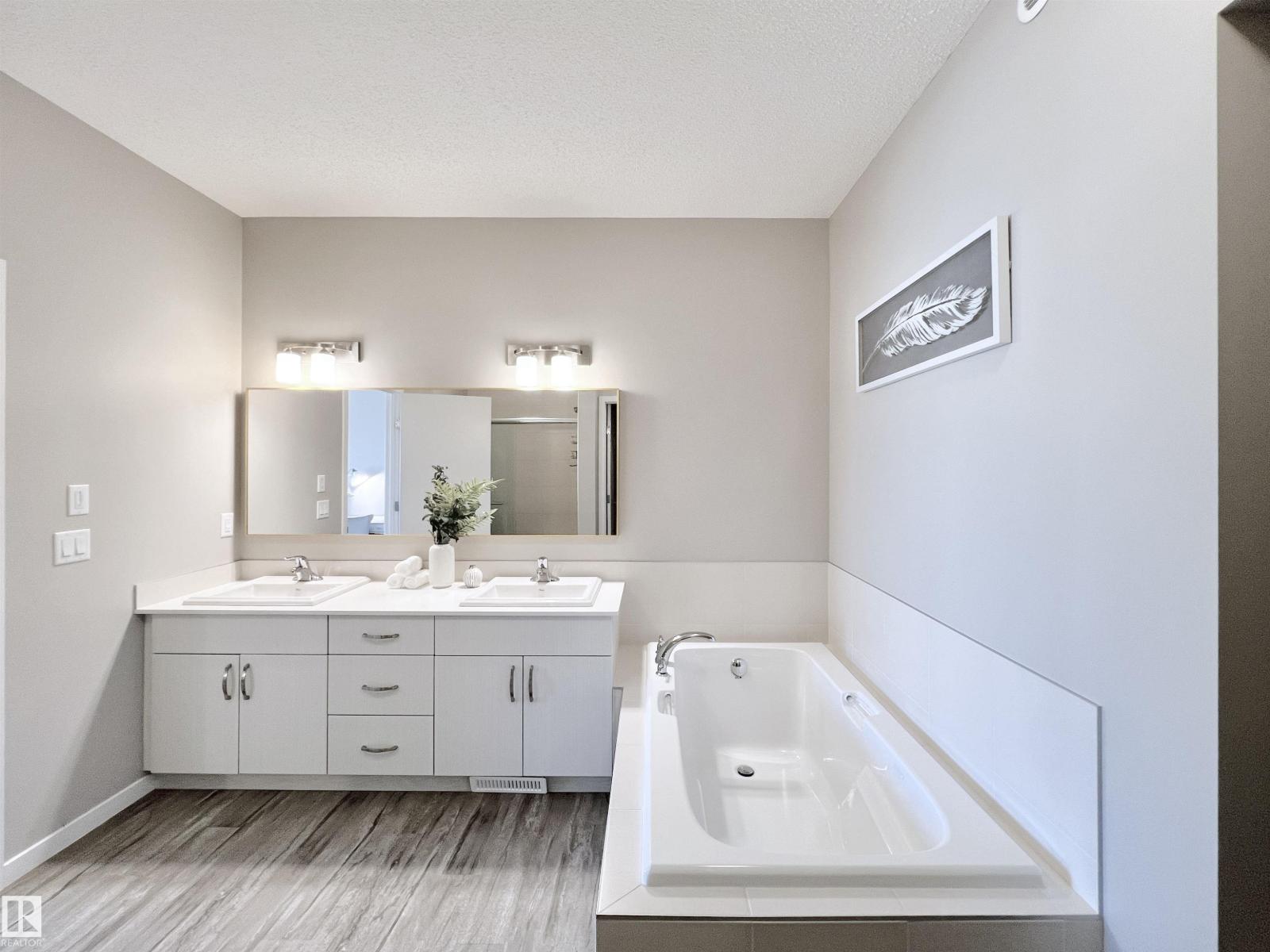17828 9 AV SW, Edmonton