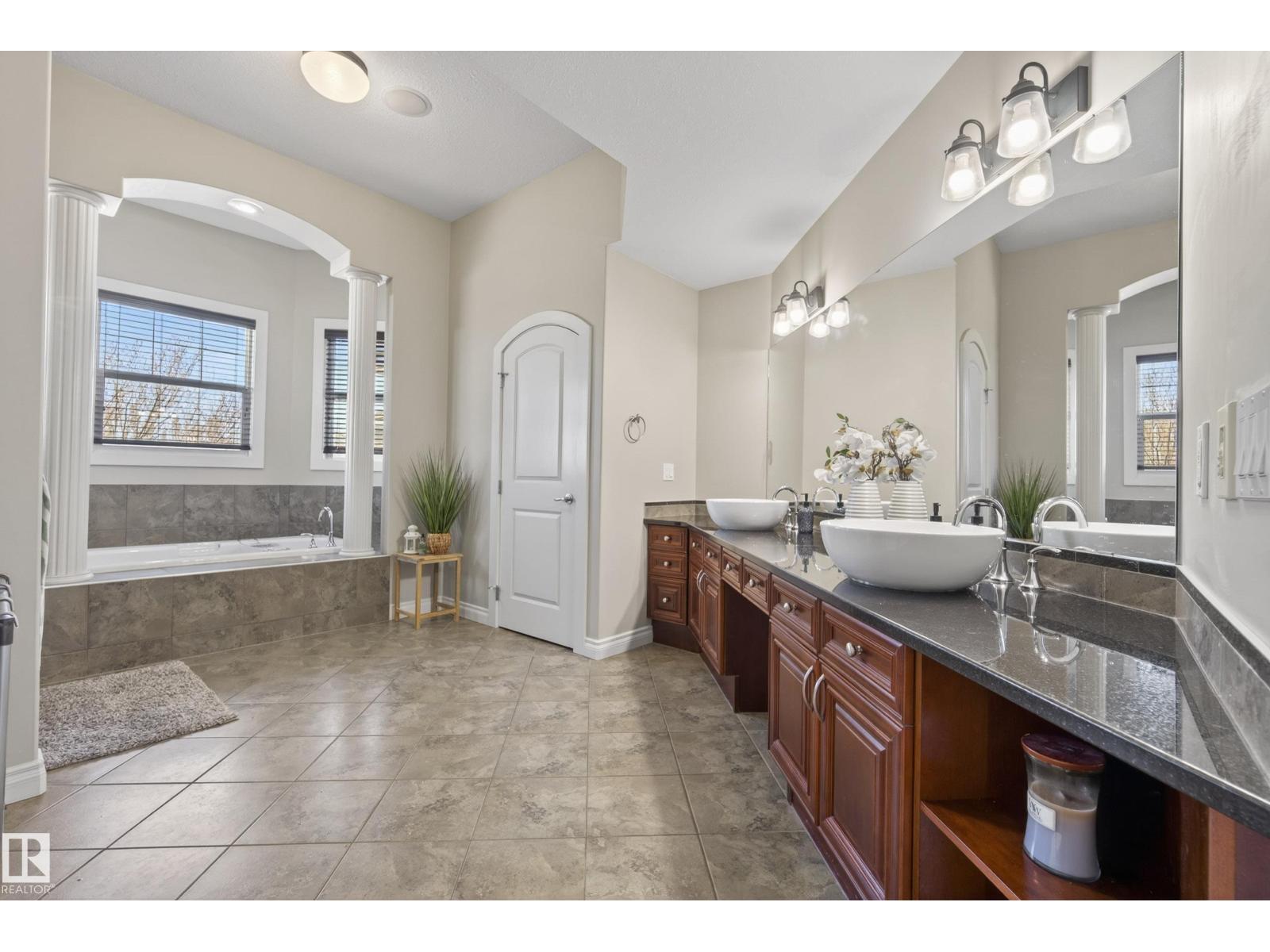 #559 52328 RGE ROAD 233 - 31