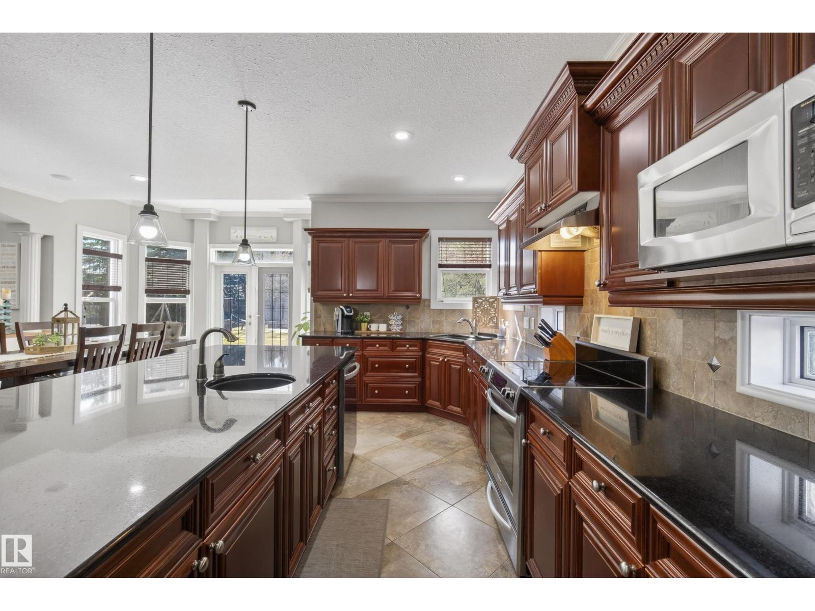 #559 52328 RGE ROAD 233 - 9