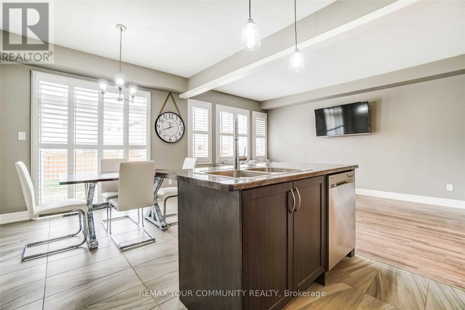 173 WAGNER CRESCENT - 10