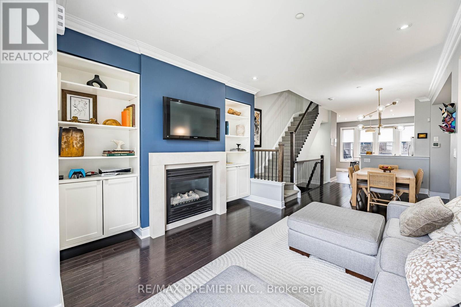#16 8321 KIPLING AVENUE - 14