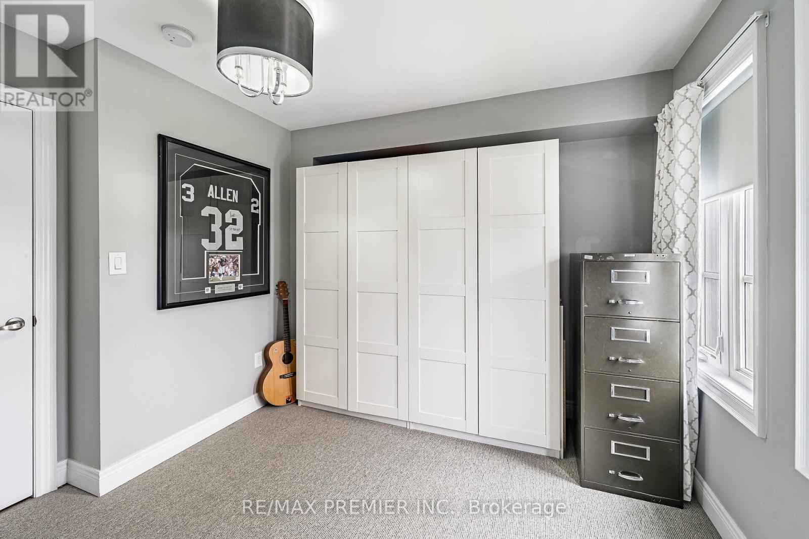 #16 8321 KIPLING AVENUE - 19