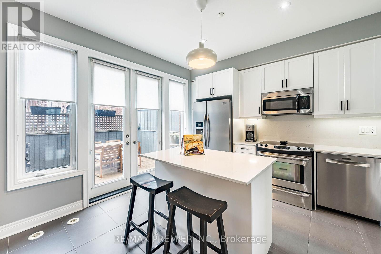#16 8321 KIPLING AVENUE - 3