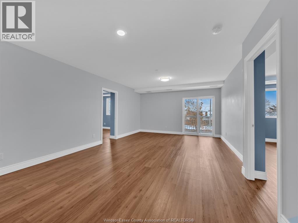 1489 BANWELL Unit# 223, Windsor, Ontario, N8P0G5 — Photo 4