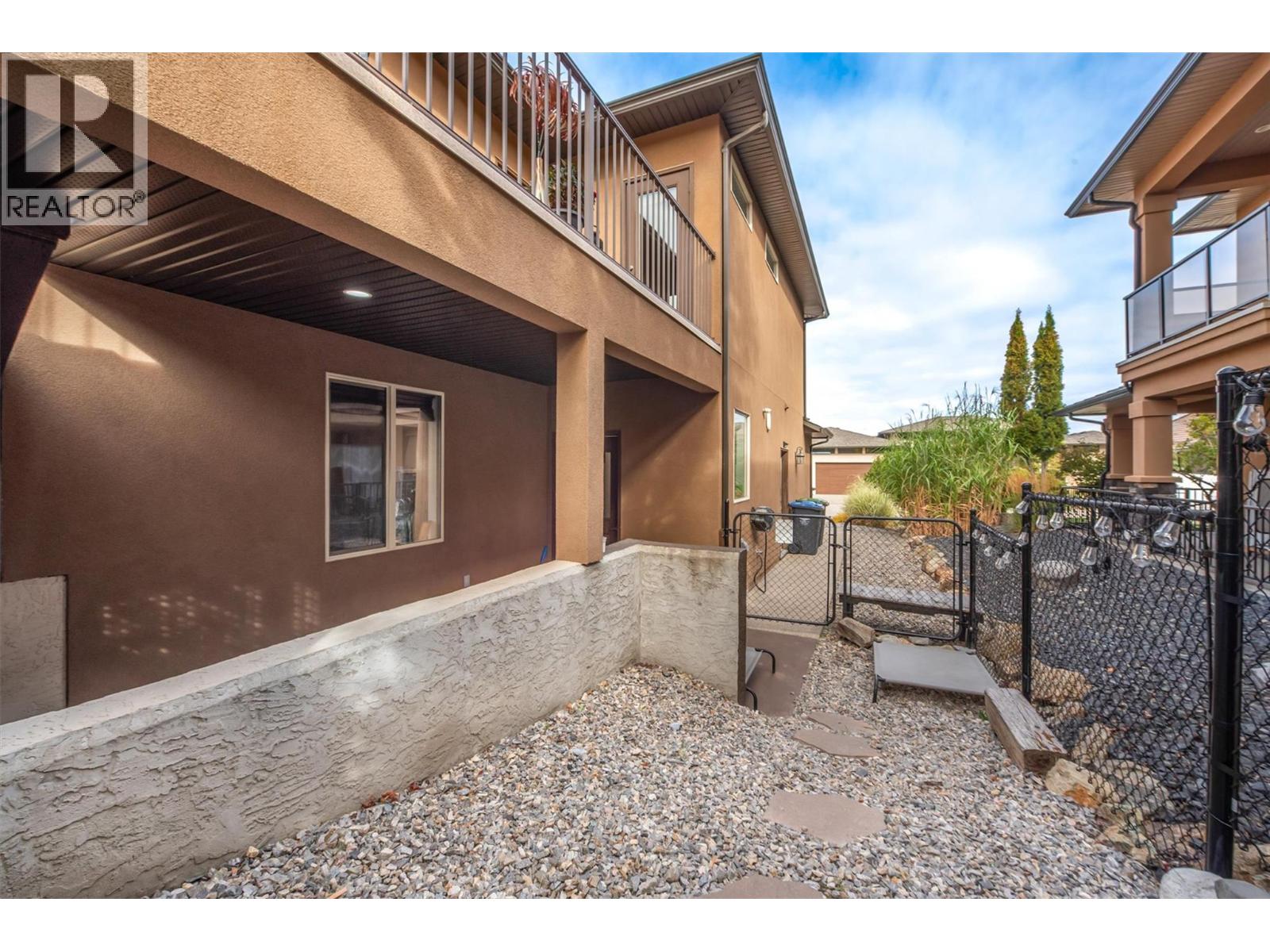  737 Kuipers Crescent, Kelowna