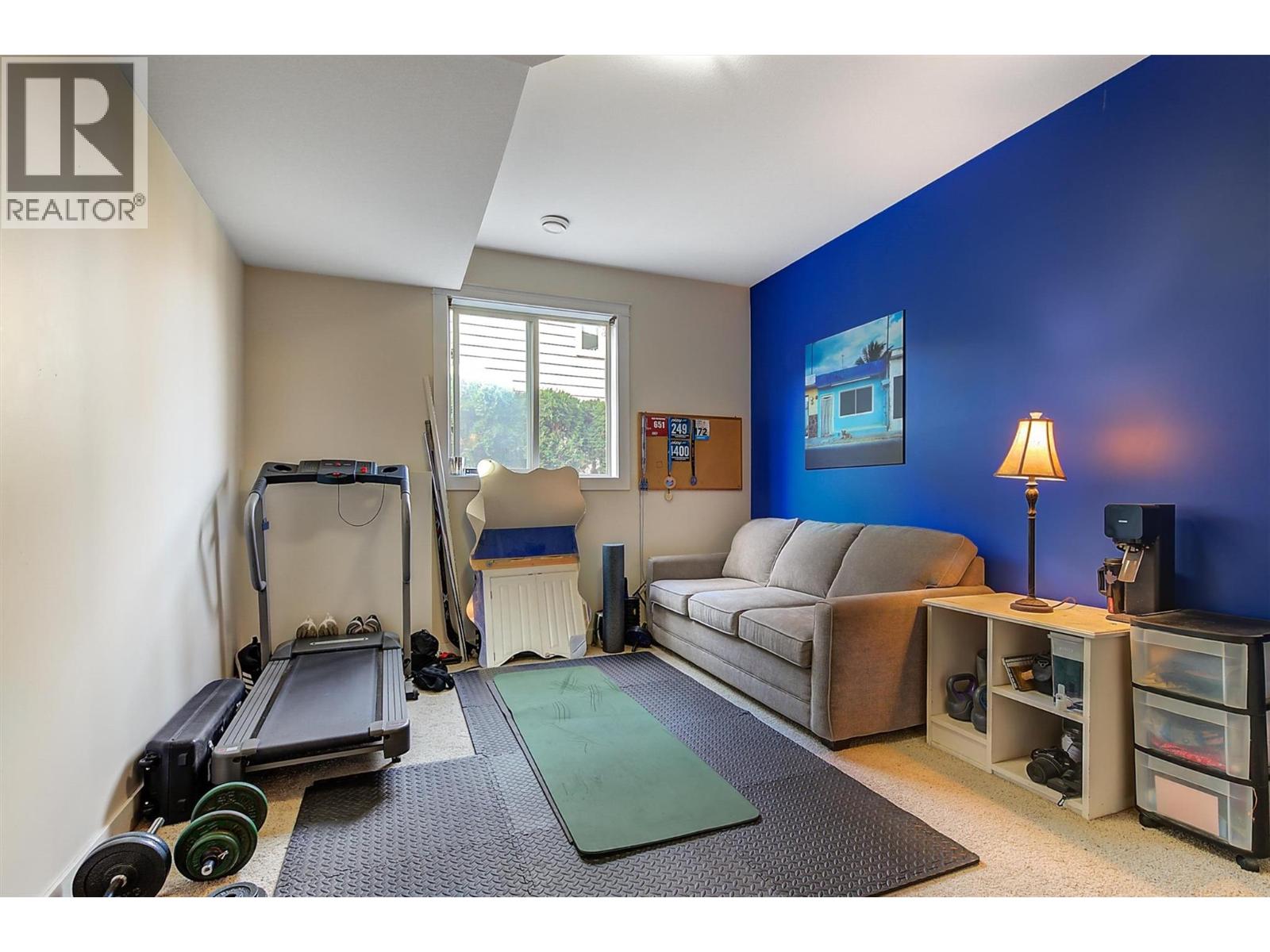  737 Kuipers Crescent, Kelowna