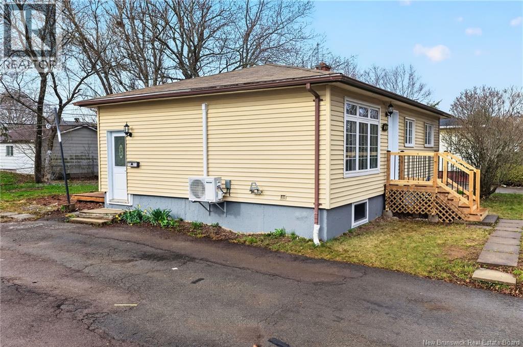 263 Whitepine Street - 10
