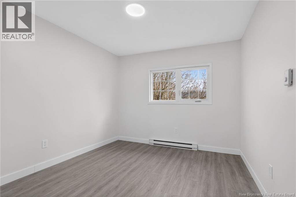 263 Whitepine Street - 25