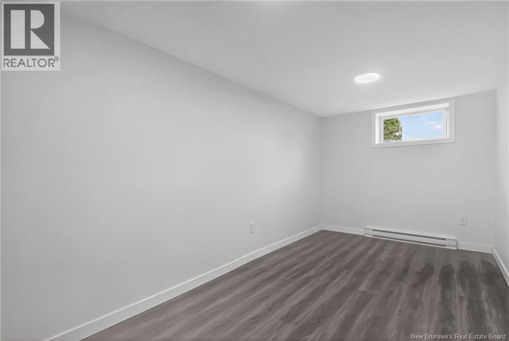 263 Whitepine Street - 31