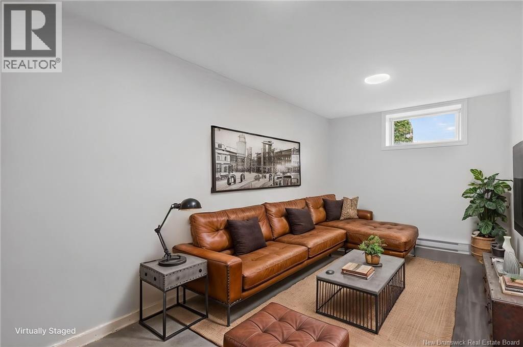 263 Whitepine Street - 33
