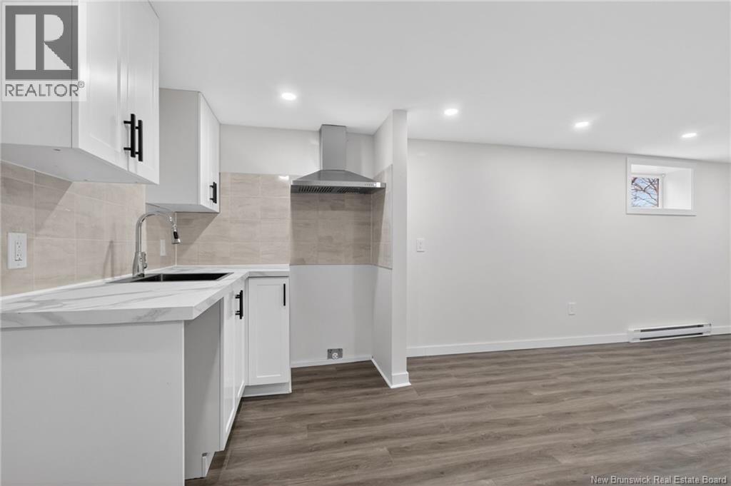 263 Whitepine Street - 37