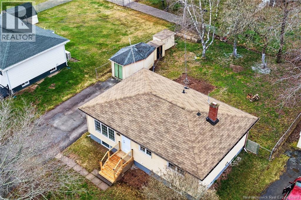 263 Whitepine Street - 8