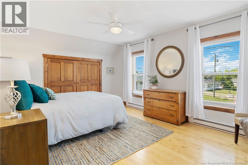 102 Weldon Street - 21