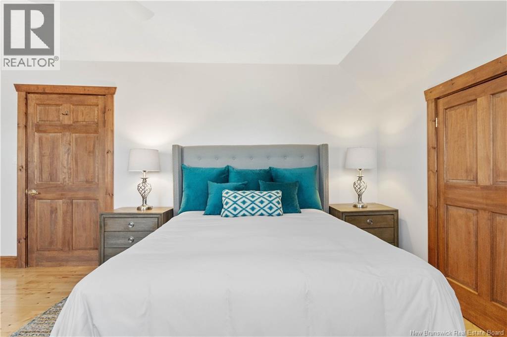 102 Weldon Street - 23
