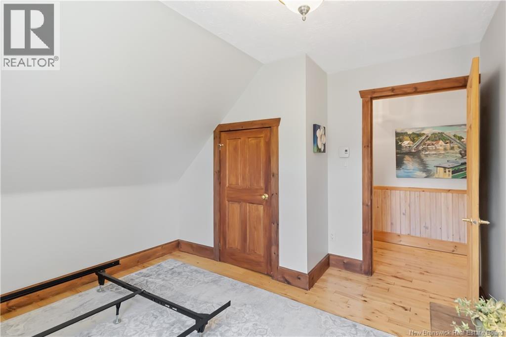 102 Weldon Street - 30