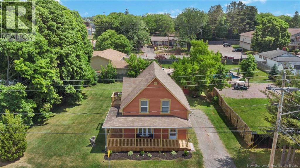 102 Weldon Street - 33
