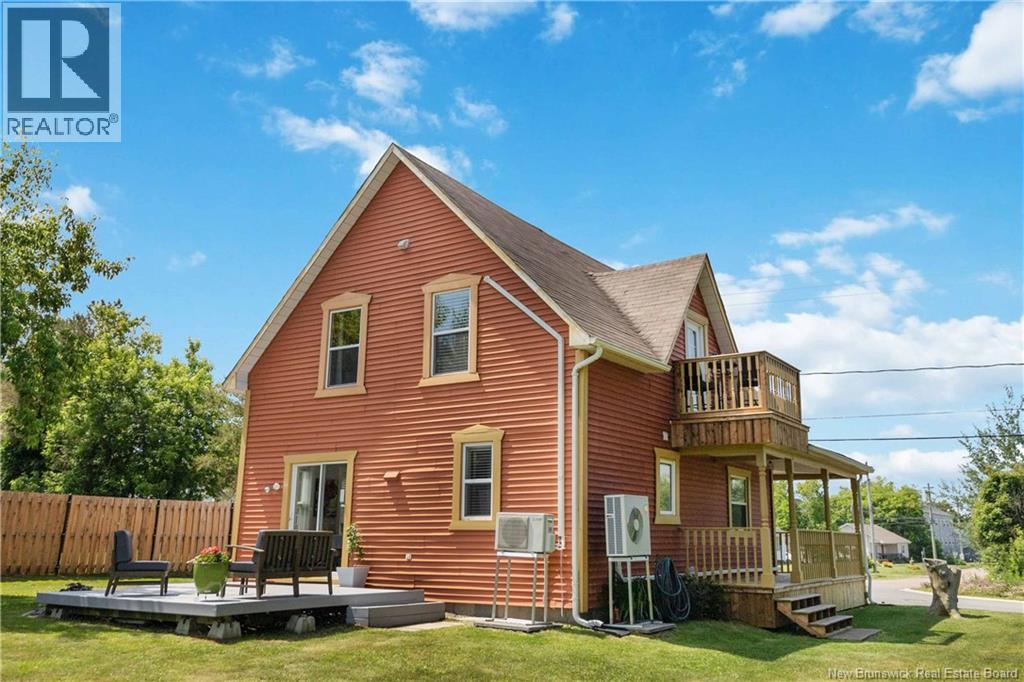 102 Weldon Street - 37