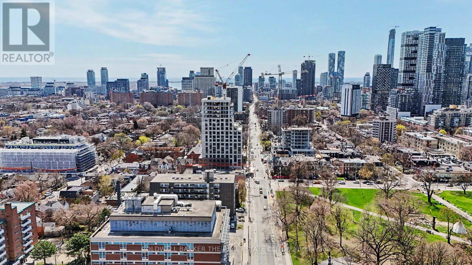 #3+ 413 SHERBOURNE STREET E - 36