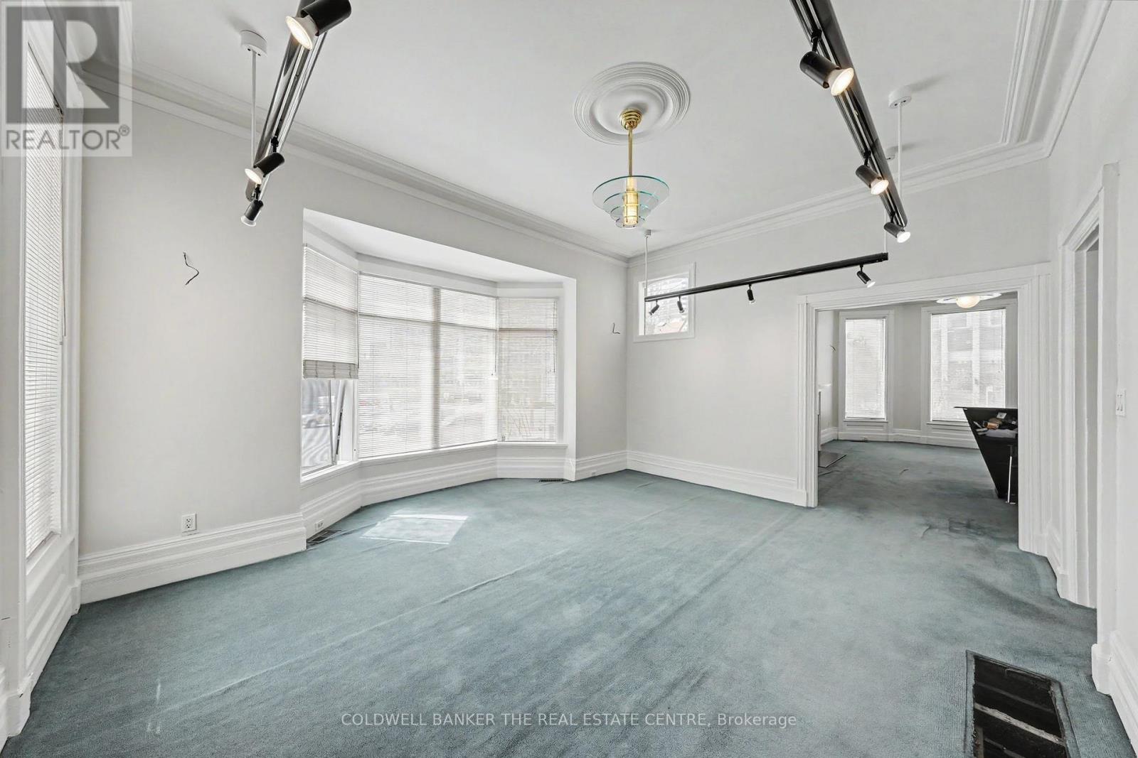 #3+ 413 SHERBOURNE STREET E - 9