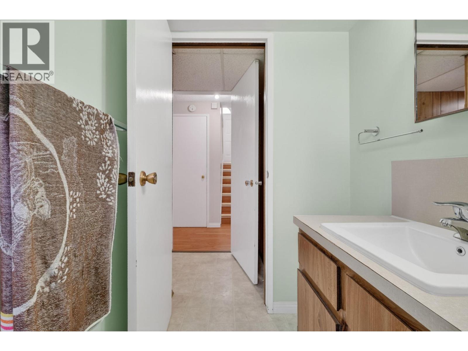  465 Seaford Road, Kelowna