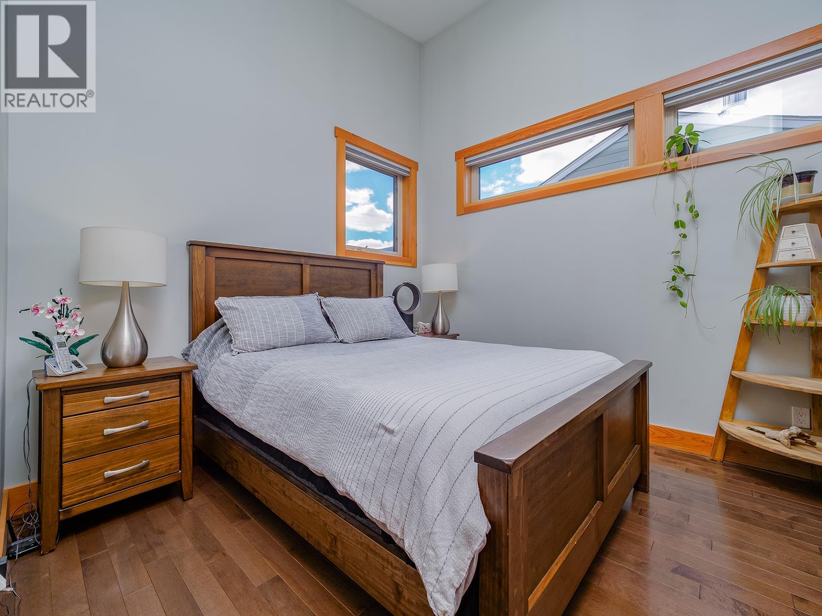 908 12th Street S - 12