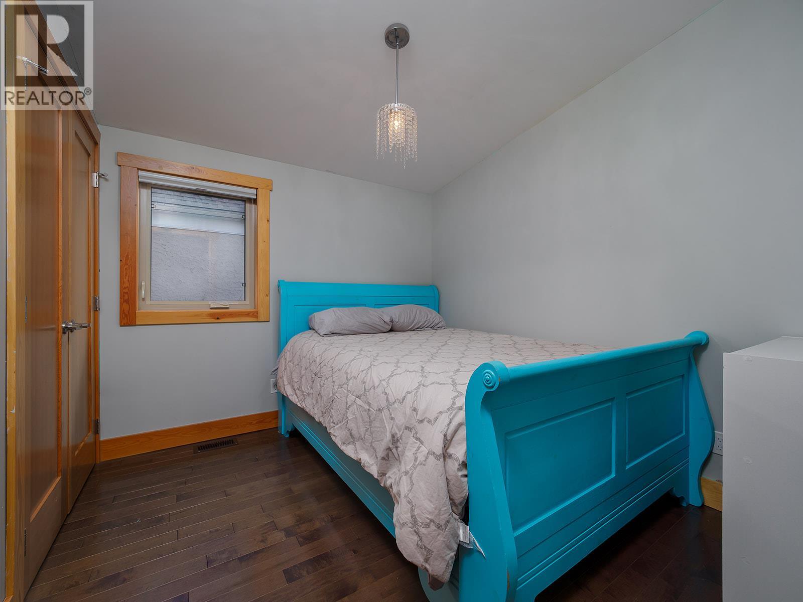 908 12th Street S - 20