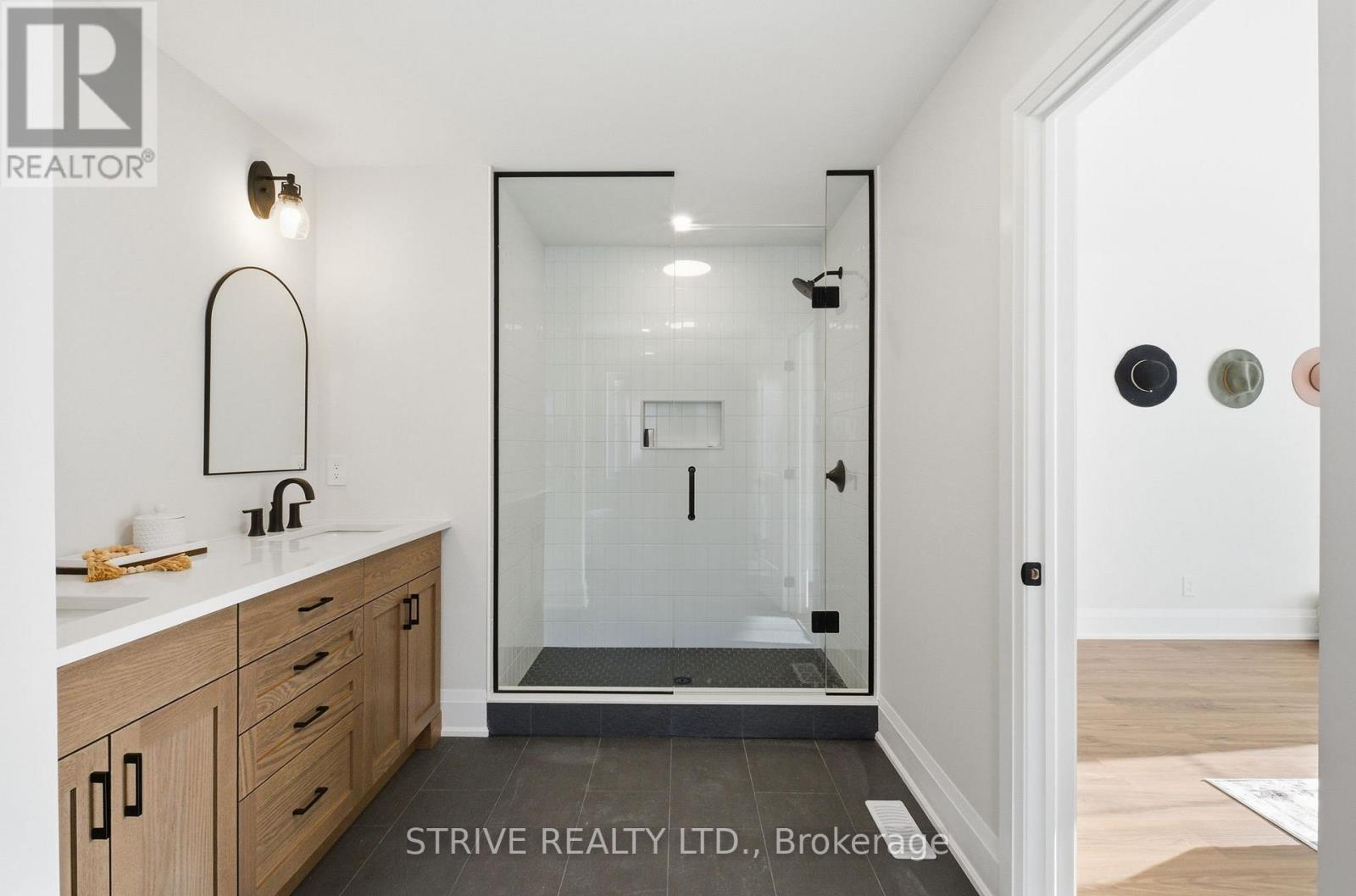 29 NORTHLAND COURT - 22