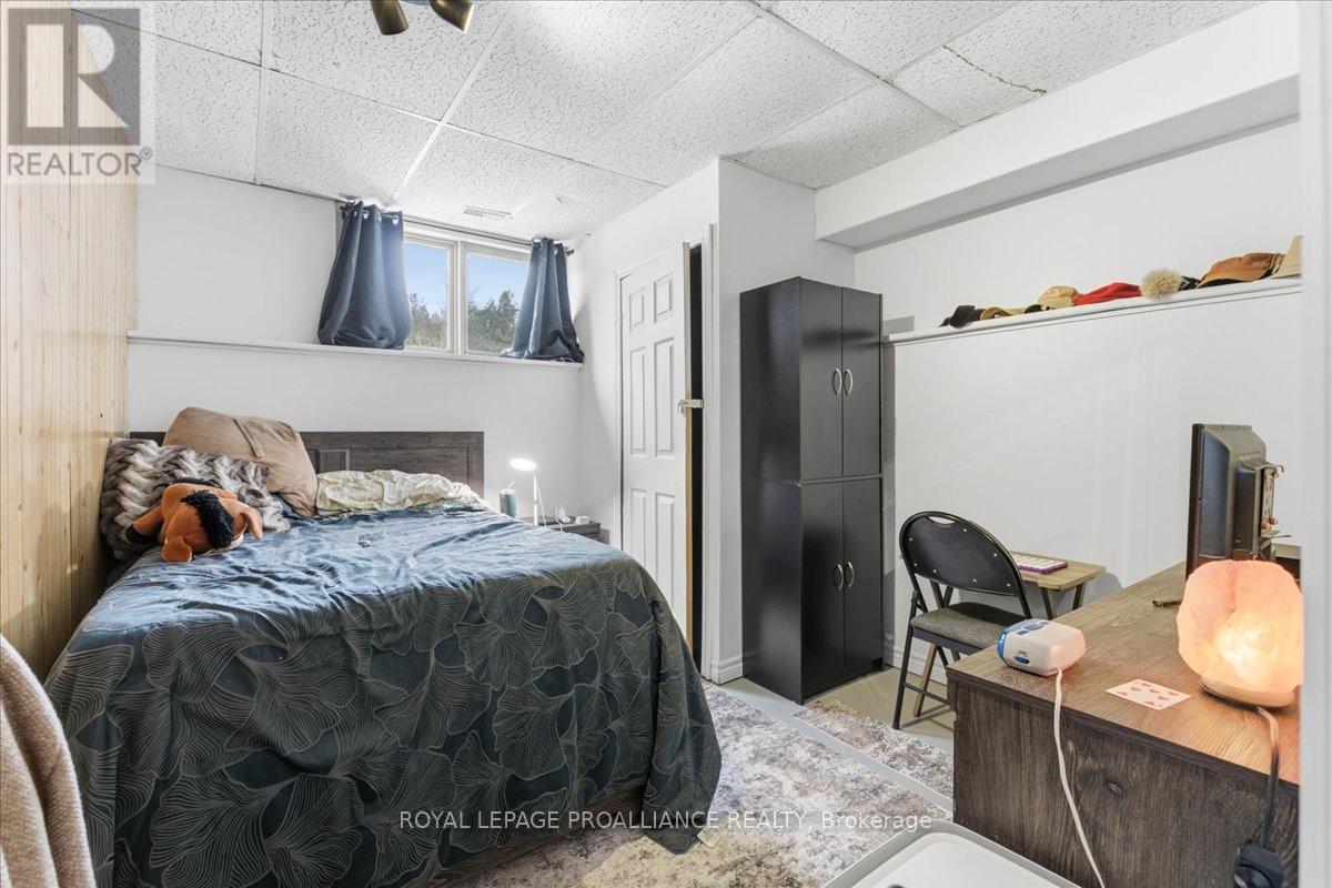 1442 QUIN MO LAC ROAD - 29