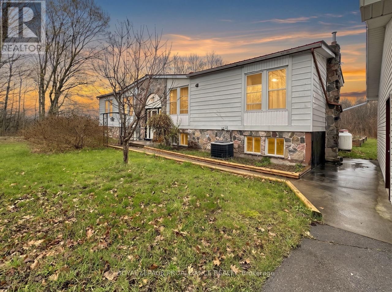19656 LOYALIST PARKWAY - 4