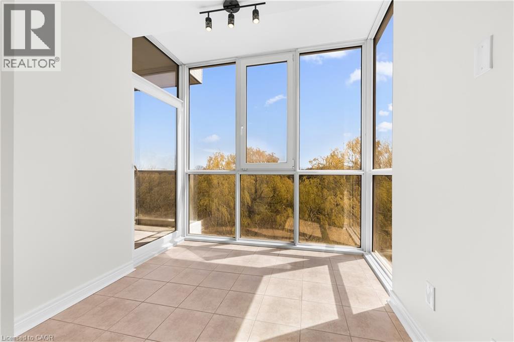 40 OLD MILL Road Unit# 509, Oakville, Ontario, L6J7W2 — Photo 13