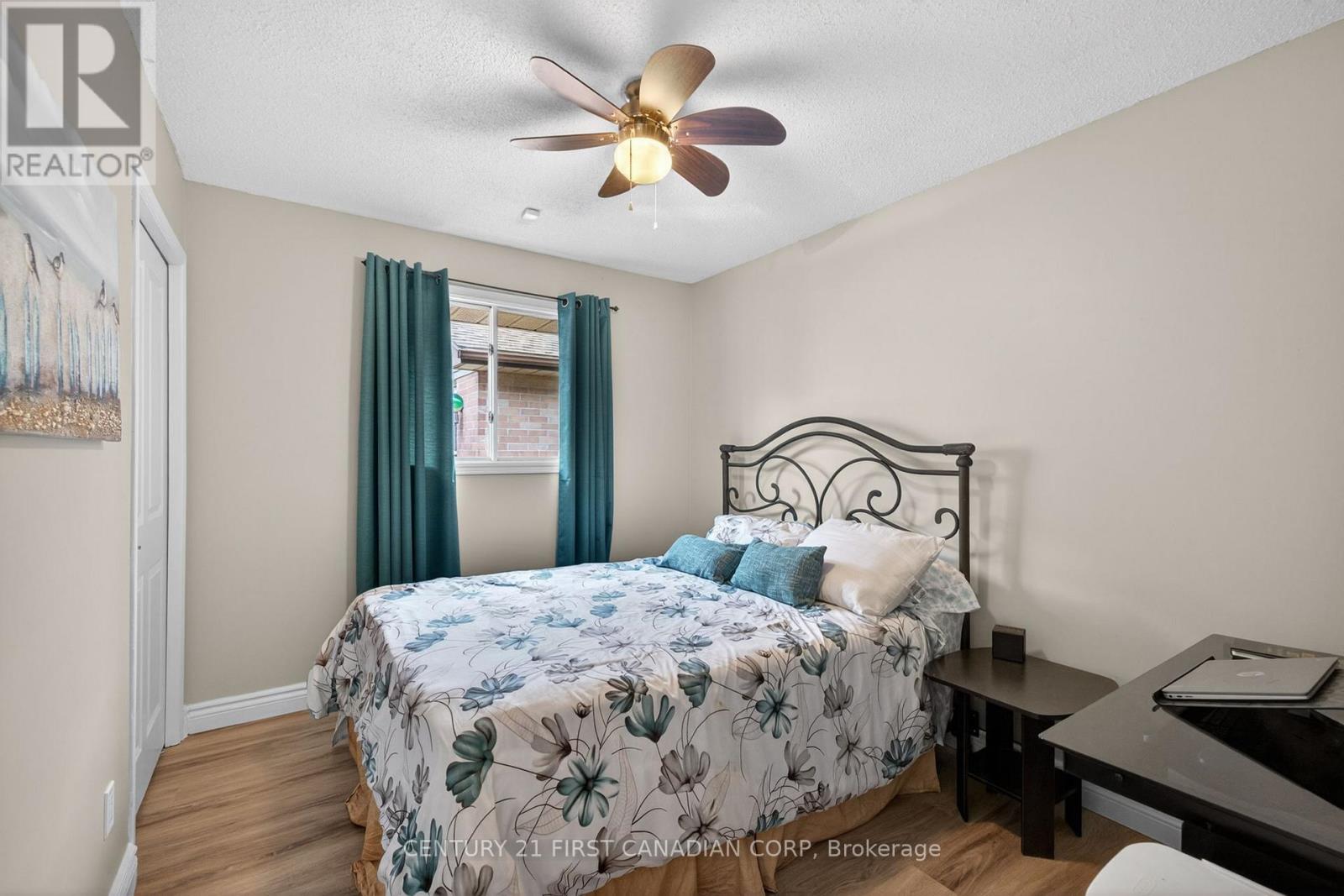 9 BONAPARTE LANE - 19