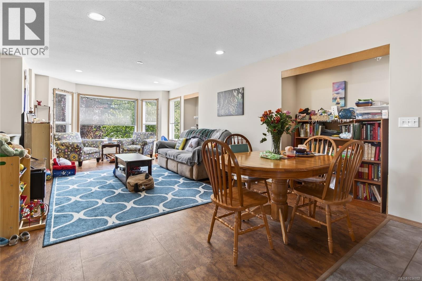 1270 Noel Ave - 12