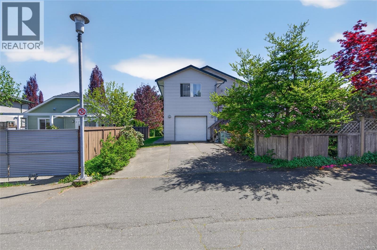 1270 Noel Ave - 42