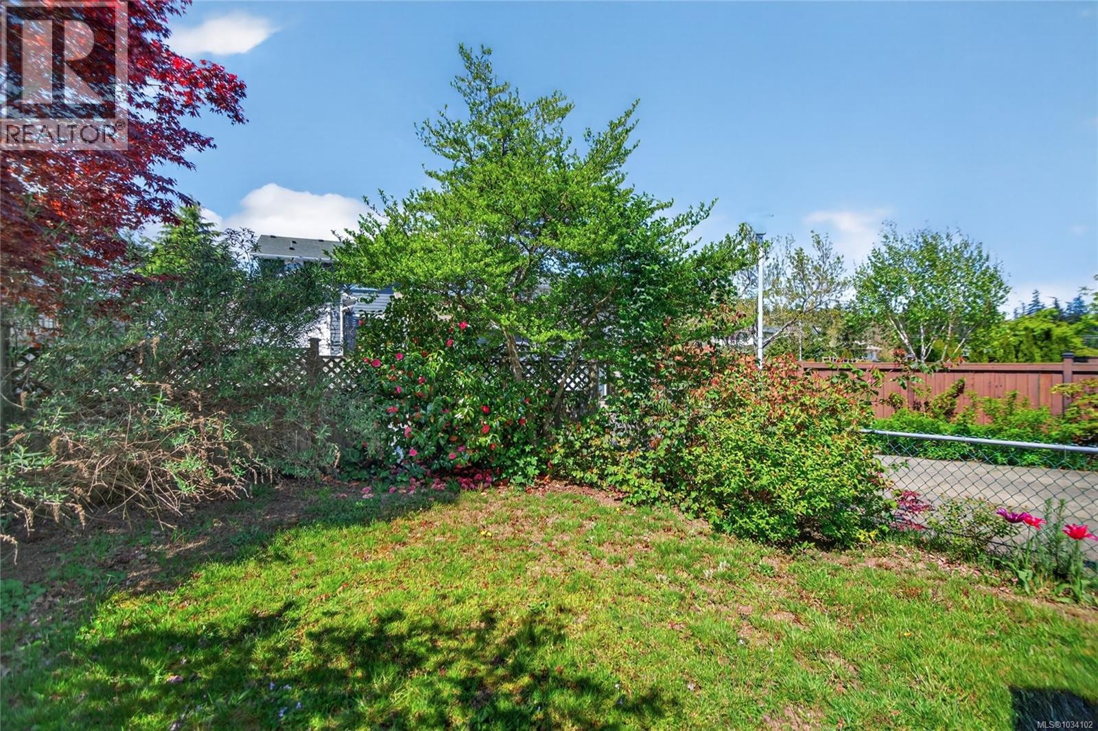 1270 Noel Ave - 45