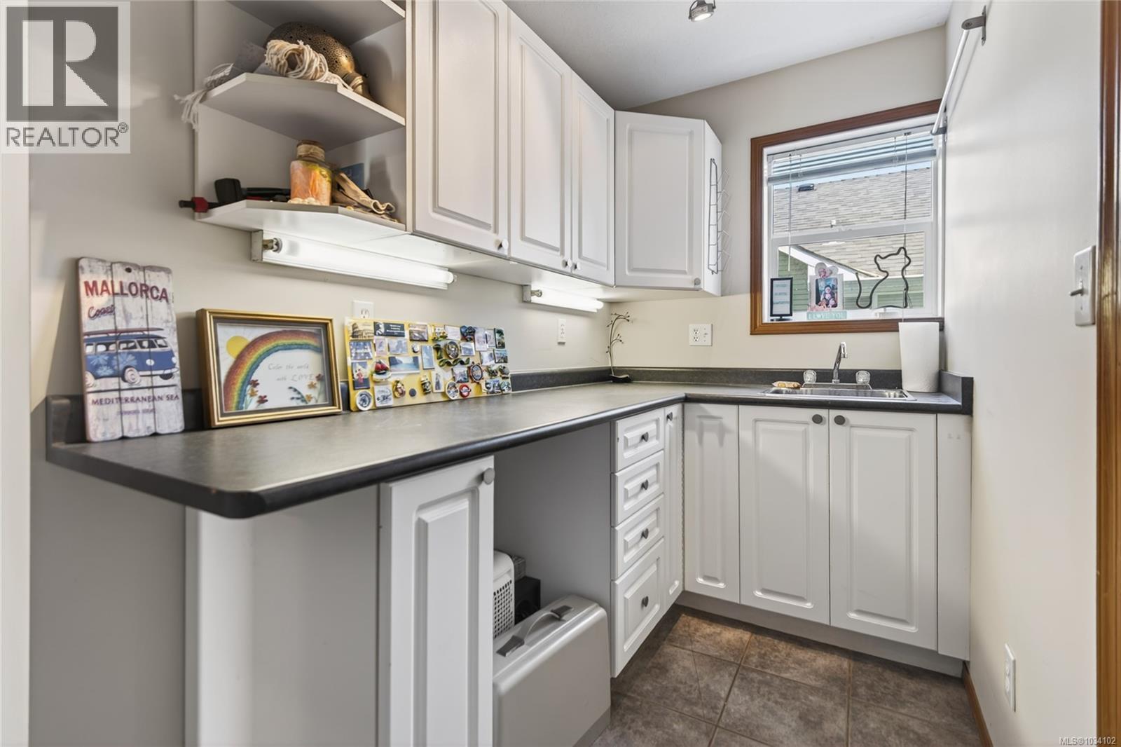 1270 Noel Ave - 7