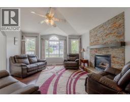 Ensuite - 4160 Steede Ave, Port Alberni, BC V9Y8B6 Photo 10