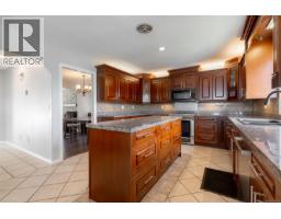 Dining nook - 4160 Steede Ave, Port Alberni, BC V9Y8B6 Photo 16