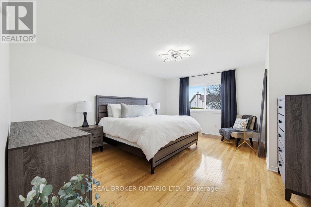 993 SHEENBORO CRESCENT - 12
