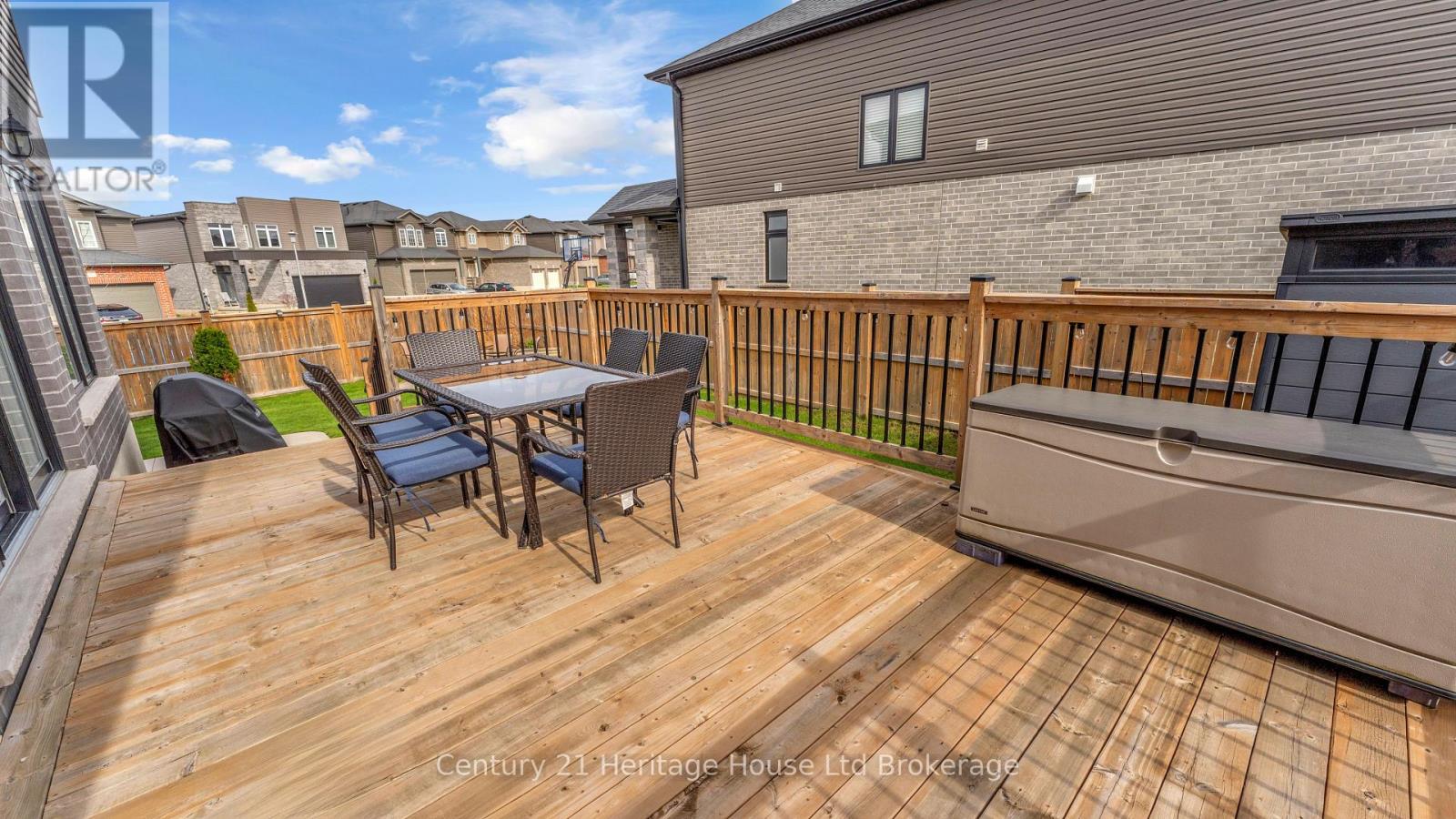 1411 SANDBAR STREET - 42