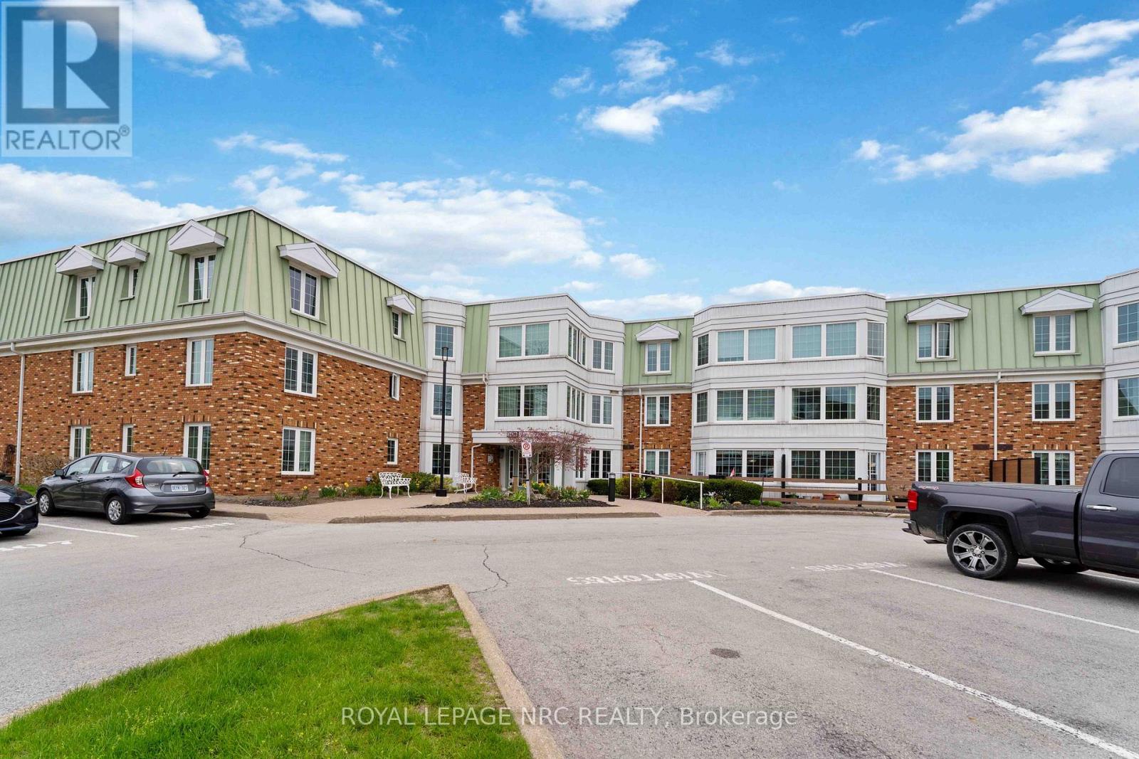 #121 3420 FREDERICK AVENUE - 1