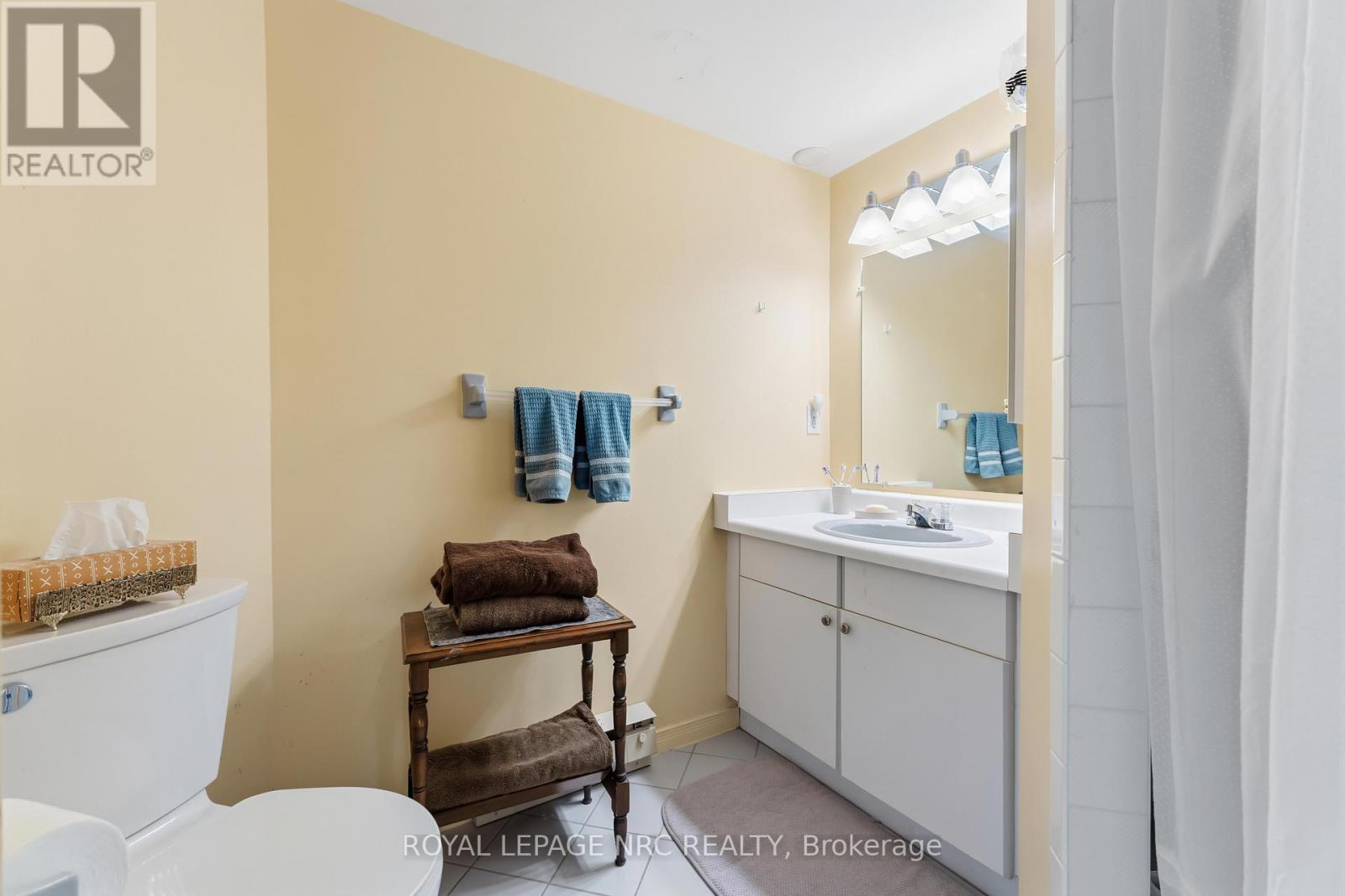 #121 3420 FREDERICK AVENUE - 11