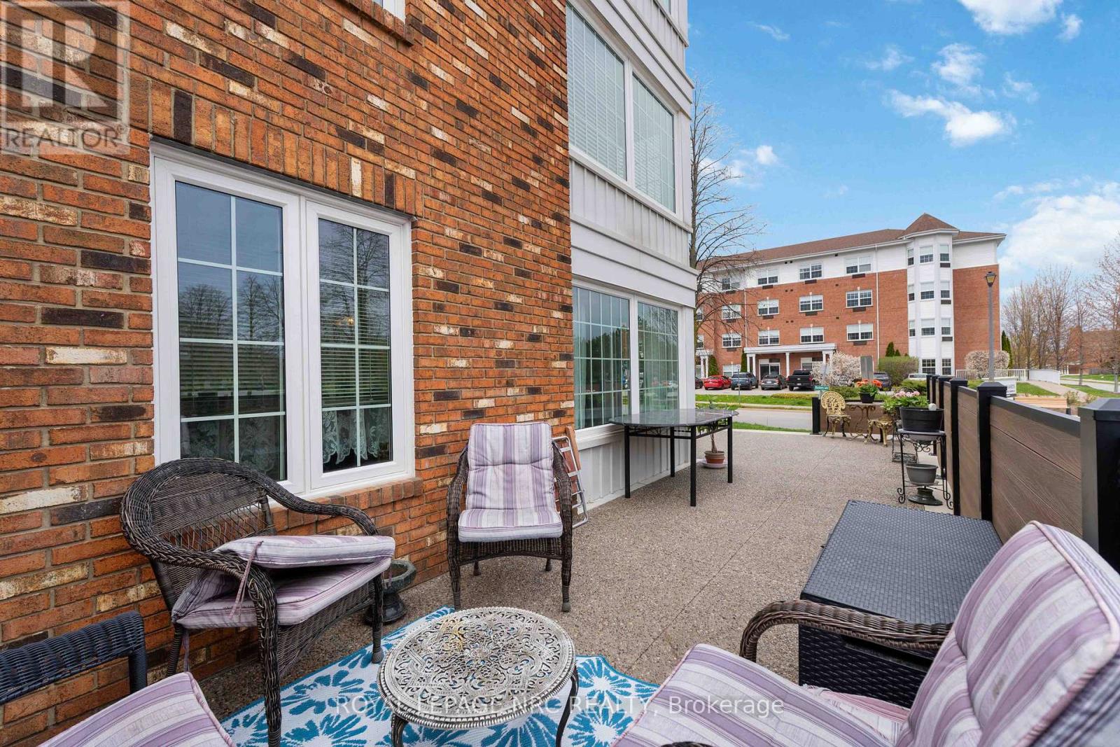 #121 3420 FREDERICK AVENUE - 26