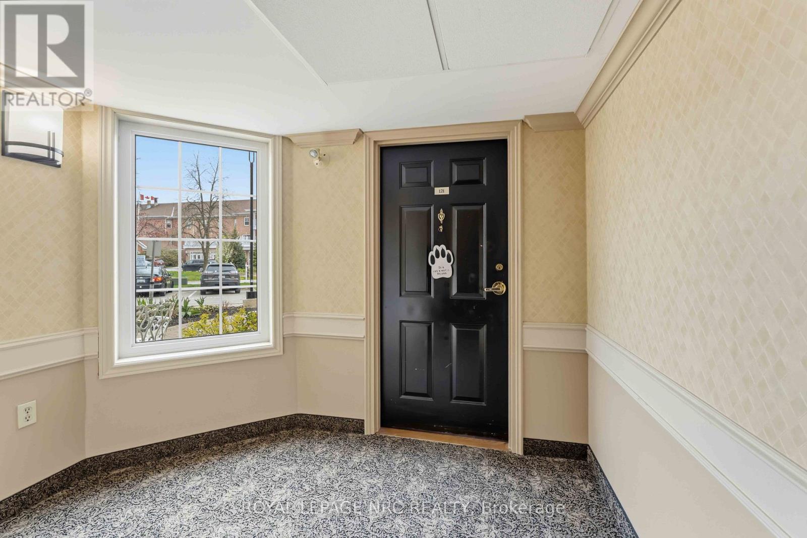 #121 3420 FREDERICK AVENUE - 4