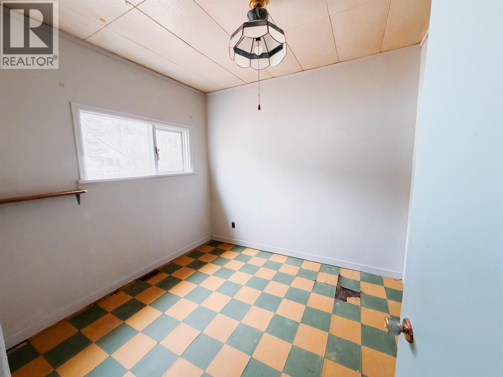 291 HIXON CREEK ROAD - 16